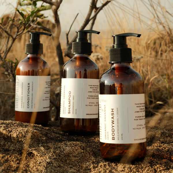 Shower Set:  Shampoo . Conditioner . Bodywash